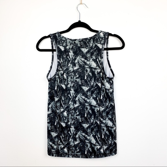 Patterned Athletic Works Grey White Tank - Picture 7 of 7